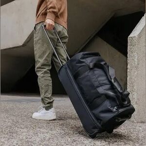 Calpak Stevyn Rolling Duffel